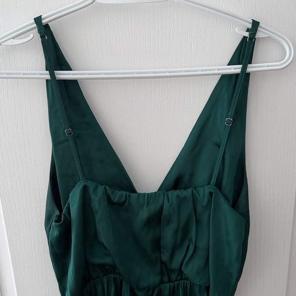 Elegant Abercrombie Green Sleeveless wedding guest Dress - Picture 5 of 7